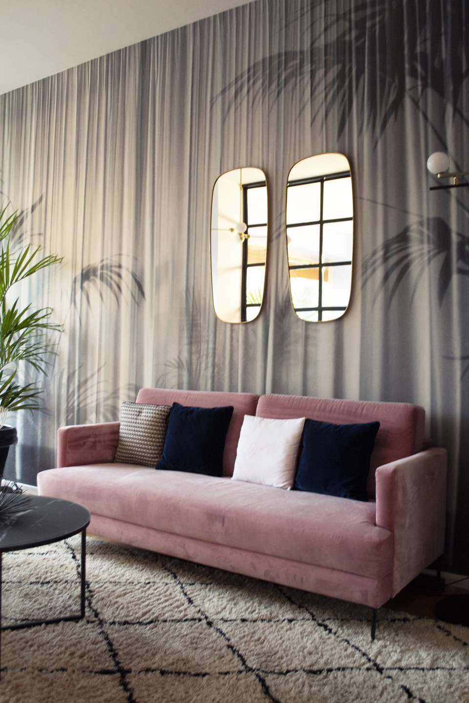 Project: DSIGNINC<br />
Ph: Ftfoto